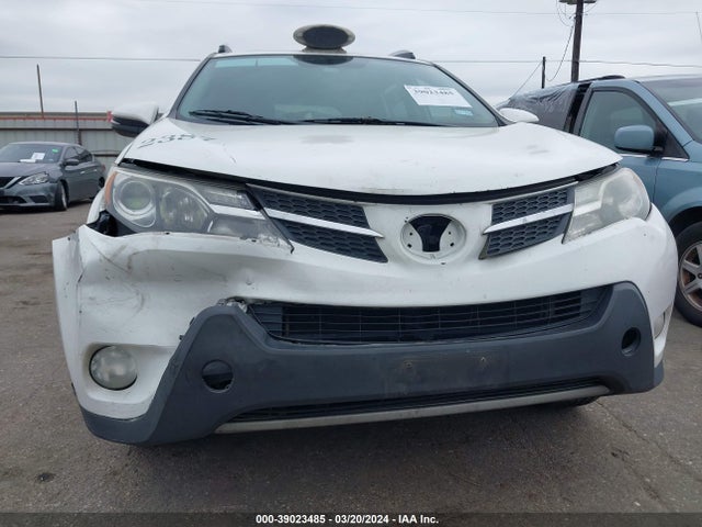Toyota Rav4 Xle 2015 JTMWFREV3FD069221 Image 6