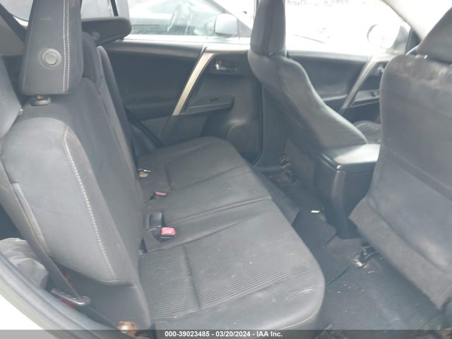 Toyota Rav4 Xle 2015 JTMWFREV3FD069221 Image 8