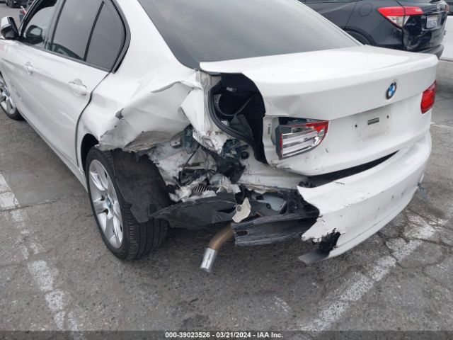 WBA3B1G57FNT06233 BMW 320i