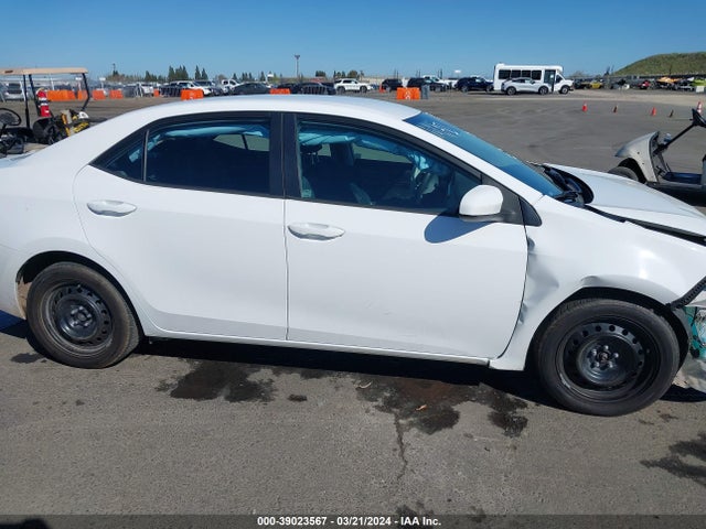 Toyota COROLLA LE 2018 2T1BURHE3JC082072 Image 14