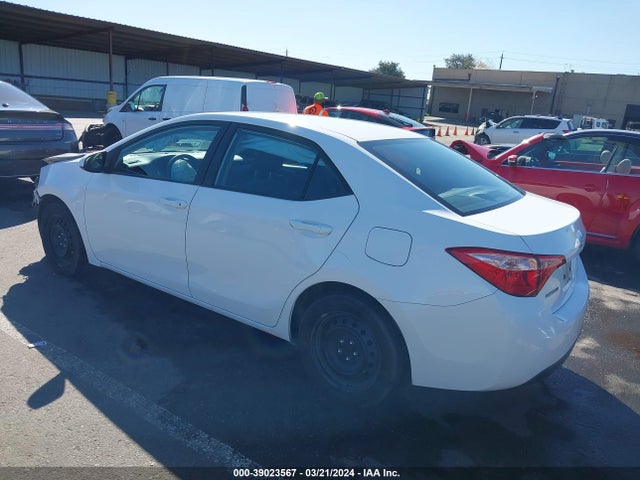 Toyota COROLLA LE 2018 2T1BURHE3JC082072 Image 3
