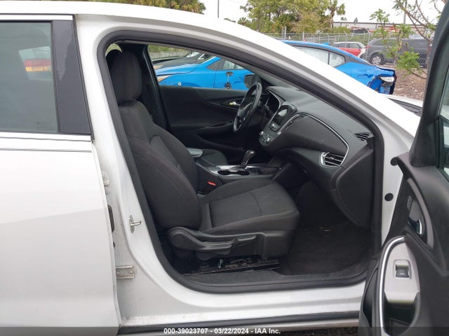 Chevrolet MALIBU LT 2018 1G1ZD5ST8JF277857 Image 5