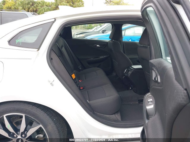 Chevrolet MALIBU LT 2018 1G1ZD5ST8JF277857 Image 8