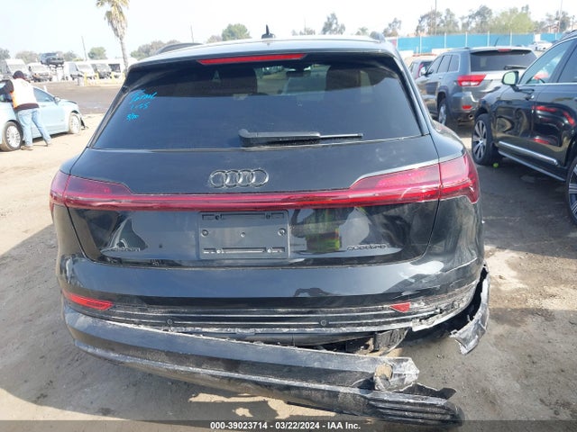 WA1AAAGEXNB026314 Audi E-tron Premium Quattro