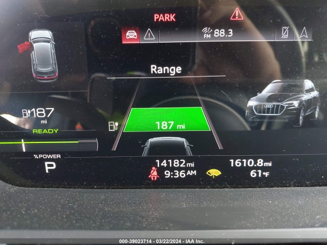 WA1AAAGEXNB026314 Audi E-tron Premium Quattro