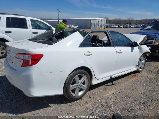 Toyota CAMRY SE 2014 4T1BF1FK1EU816880 Image 4