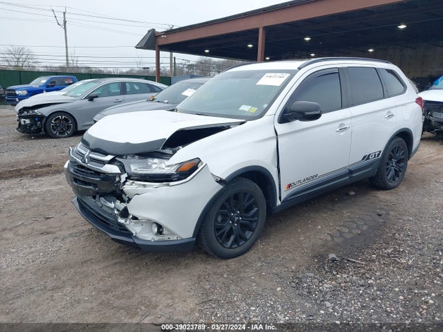 Mitsubishi Outlander Le 2018 JA4AZ3A36JZ019034 Image 2