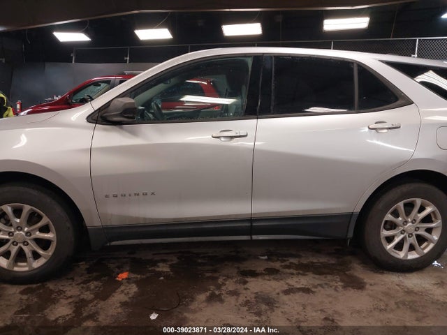 Chevrolet EQUINOX LS 2019 3GNAXHEV6KS540670 Image 15