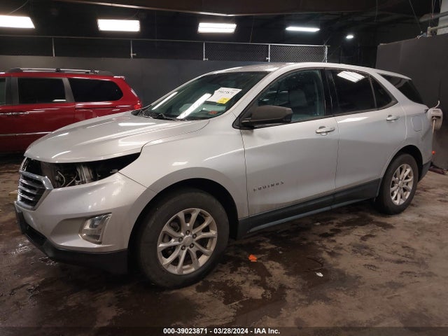 Chevrolet EQUINOX LS 2019 3GNAXHEV6KS540670 Image 2