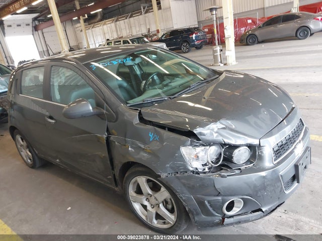 Chevrolet Sonic Ltz Auto 2016 1G1JE6SB0G4158759 Image 13