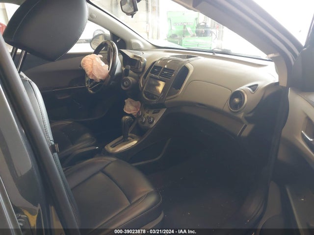 Chevrolet Sonic Ltz Auto 2016 1G1JE6SB0G4158759 Image 5