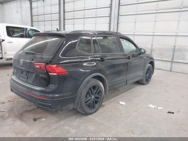 3VV8B7AX0NM056527 Volkswagen Tiguan 2.0t Se R-line Black