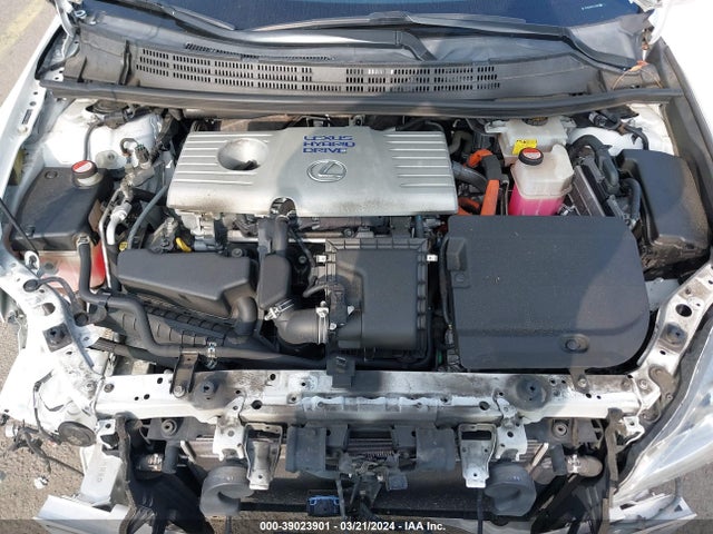 JTHKD5BH3F2230835 Lexus CT 200H