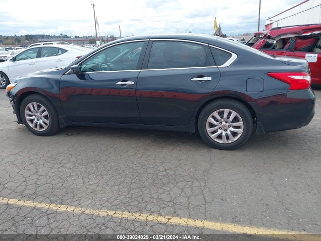 Nissan Altima 2.5 S 2017 1N4AL3AP0HC182324 Image 15