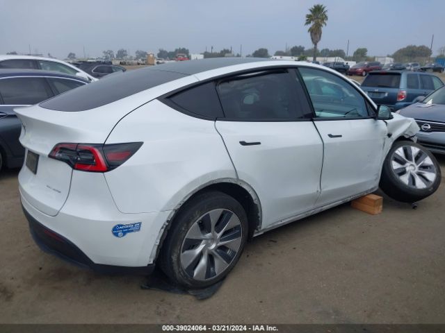 5YJYGDEE9LF056695 Tesla Model Y Long Range Dual Motor All-wheel Drive