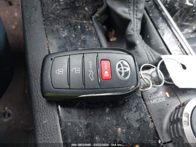 5TFLA5AB4NX011203 Toyota Tundra Sr5