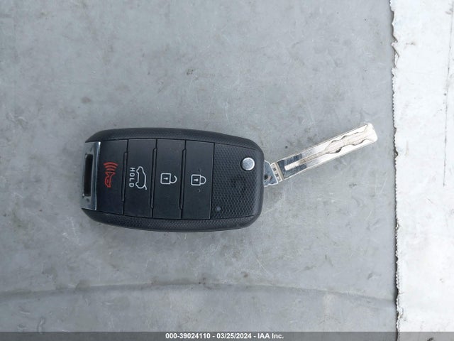 KIA Sorento Lx V6 2015 5XYKTDA74FG583968 Image 11