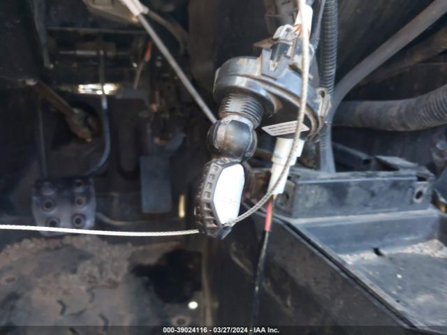 2020 CAN-AM MAVERICK X3 3JBVGAW23LK000039 Photo 10