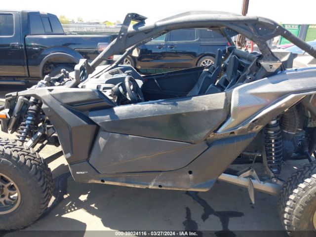 2020 CAN-AM MAVERICK X3 3JBVGAW23LK000039 Photo 8