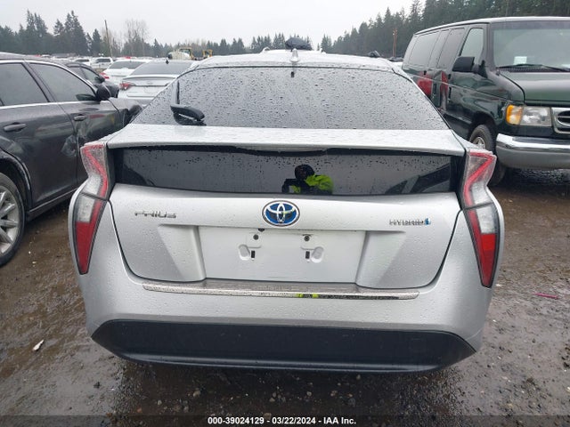 Toyota Prius Three 2016 JTDKARFU8G3006772 Image 16