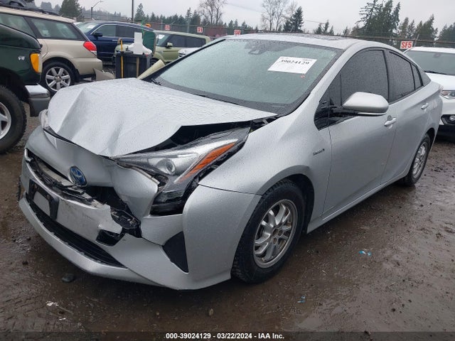 Toyota Prius Three 2016 JTDKARFU8G3006772 Image 2