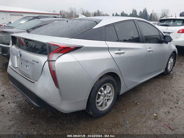 Toyota Prius Three 2016 JTDKARFU8G3006772 Image 4