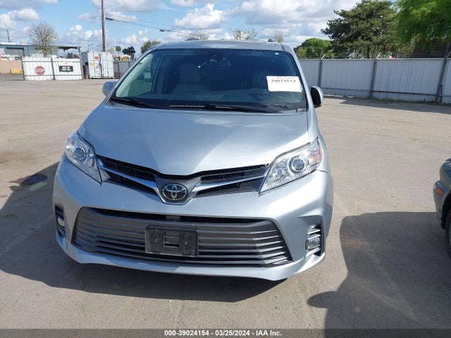 Toyota SIENNA XLE 2020 5TDYZ3DC3LS087733 Image 13