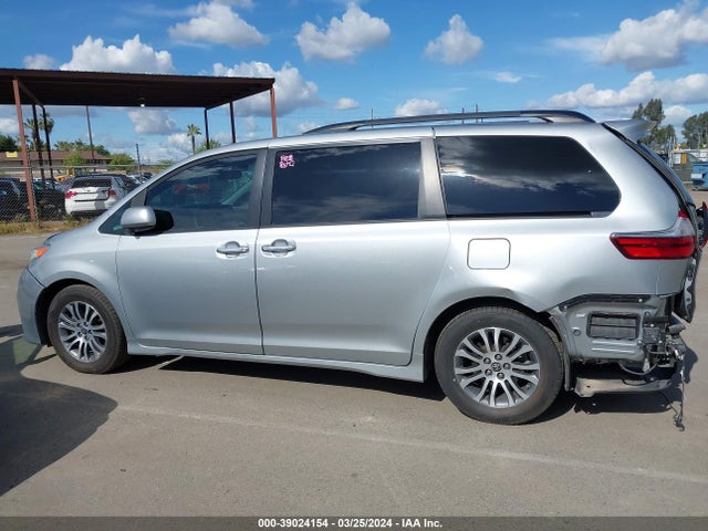 Toyota SIENNA XLE 2020 5TDYZ3DC3LS087733 Image 15