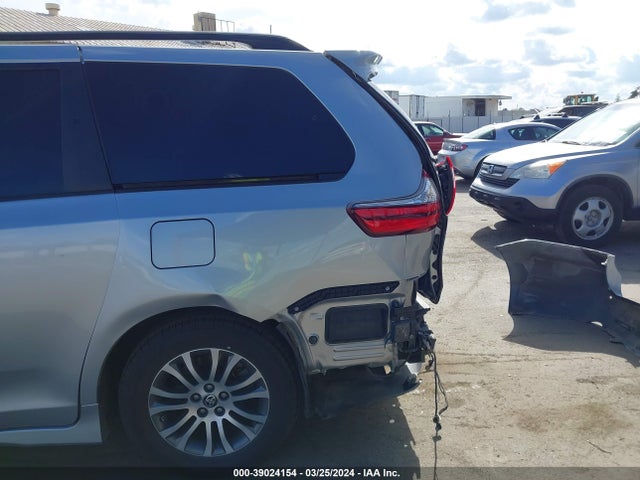 Toyota SIENNA XLE 2020 5TDYZ3DC3LS087733 Image 19