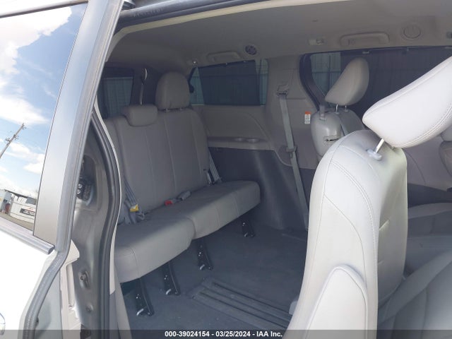 Toyota SIENNA XLE 2020 5TDYZ3DC3LS087733 Image 8