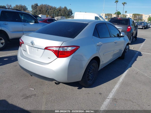 Toyota COROLLA LE 2016 5YFBURHE6GP375781 Image 4
