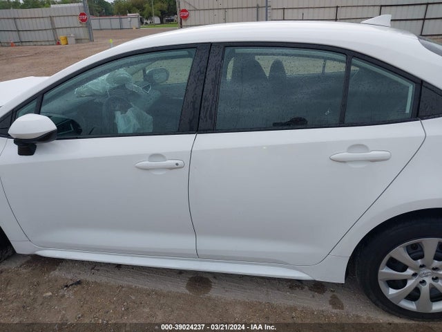 Toyota COROLLA LE 2021 5YFEPMAE8MP203670 Image 14