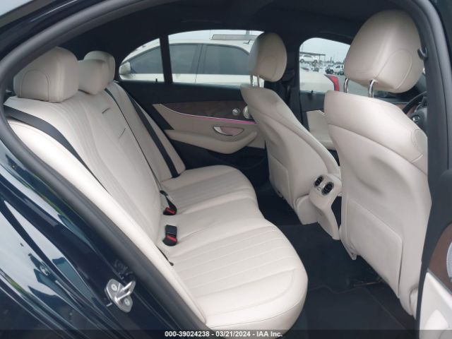 WDDZF4JB8HA044028 Mercedes-Benz E 300