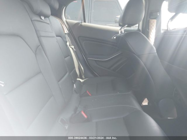 WDCTG4GB3LU028941 Mercedes-Benz Gla 250 4matic