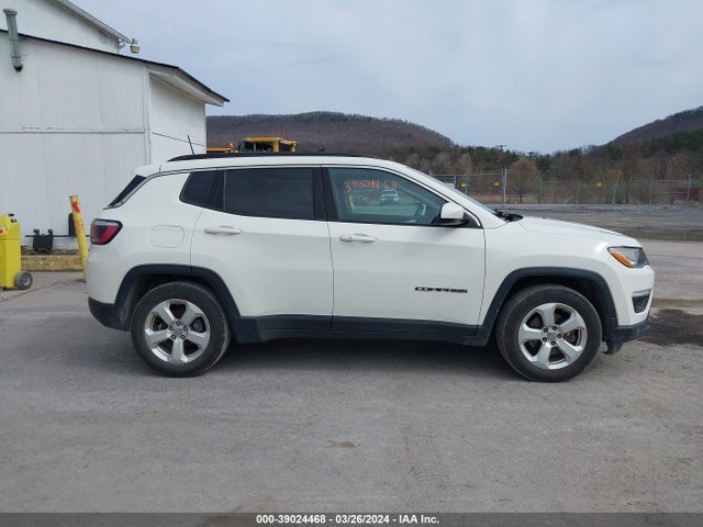 Jeep Compass Latitude Fwd 2019 3C4NJCBB6KT802075 Image 13