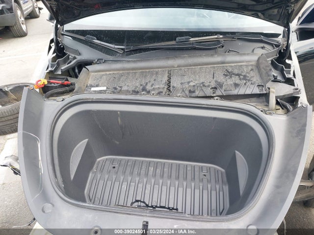 5YJYGDEF8MF251388 Tesla Model Y Performance Dual Motor All-wheel Drive