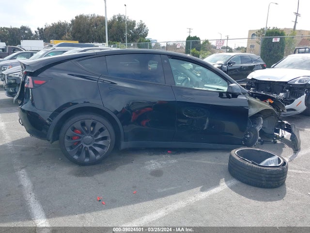 5YJYGDEF8MF251388 Tesla Model Y Performance Dual Motor All-wheel Drive