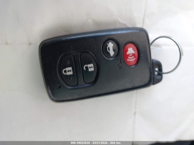 JF1ZNAA16E9709241 Scion Fr-s Monogram