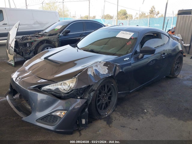 JF1ZNAA16E9709241 Scion Fr-s Monogram