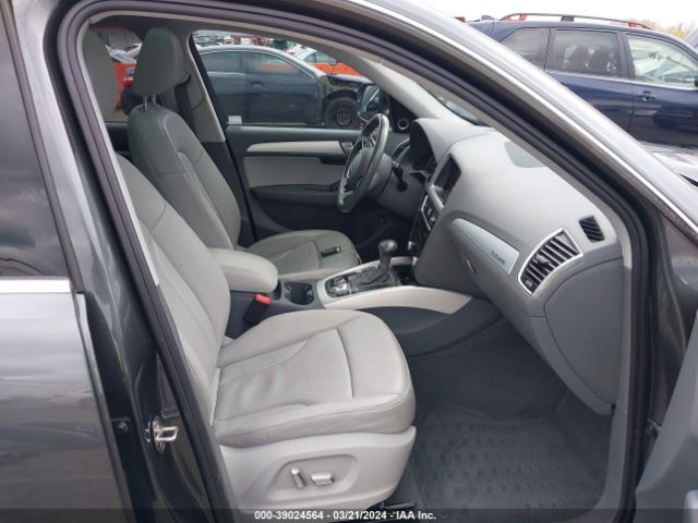WA1D7AFP9HA034767 Audi Q5 3.0t Premium Plus