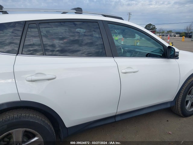 Toyota Rav4 Xle 2015 2T3WFREV7FW172659 Image 13