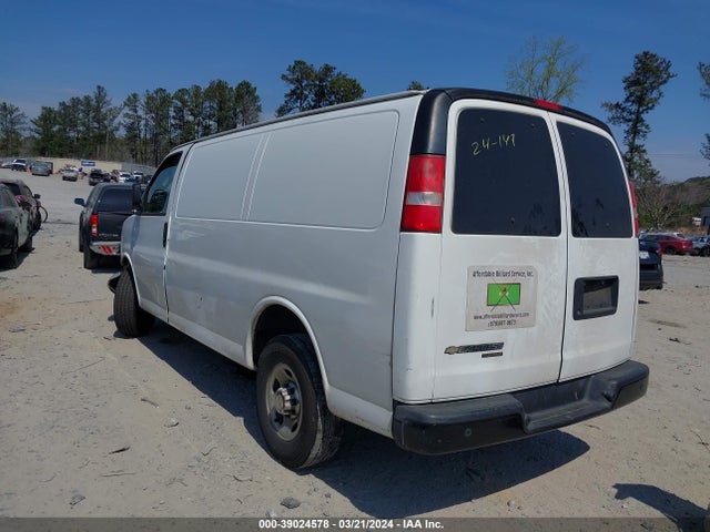 Chevrolet Express 2500 Work Van 2016 1GCWGAFFXG1224873 Image 3