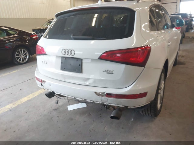 WA1LFAFP3EA009180 Audi Q5 2.0t Premium