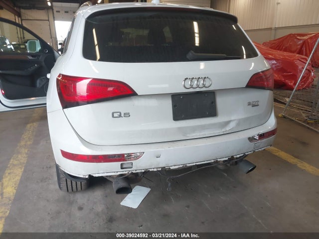 WA1LFAFP3EA009180 Audi Q5 2.0t Premium
