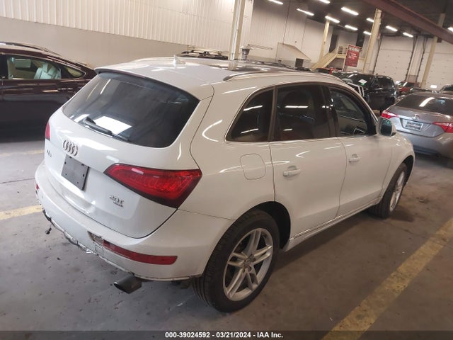 WA1LFAFP3EA009180 Audi Q5 2.0t Premium