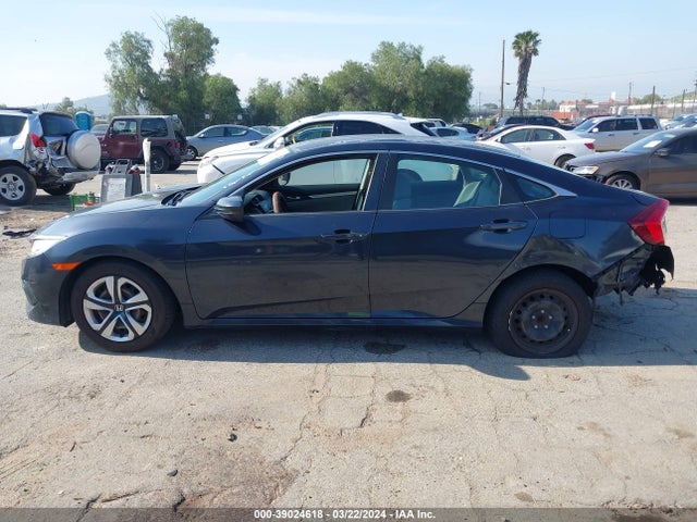 Honda Civic Lx 2018 2HGFC2F53JH525505 Image 14