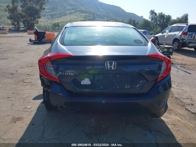 Honda Civic Lx 2018 2HGFC2F53JH525505 Image 16