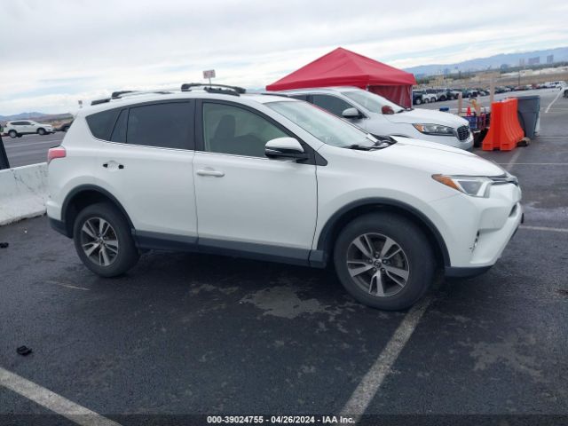 JTMWFREV5GJ070227 Toyota Rav4 Xle