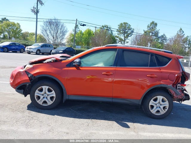 Toyota RAV4 LE 2015 JTMBFREV4FJ018858 Image 14