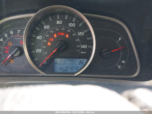 Toyota RAV4 LE 2015 JTMBFREV4FJ018858 Image 7